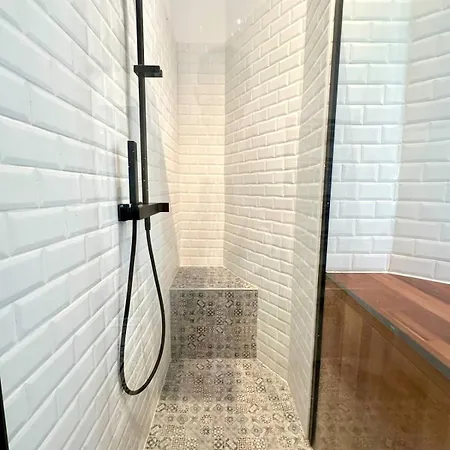 Lägenhet Wonderful And Garden Heart Of Nice